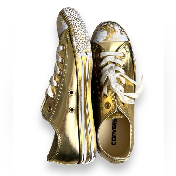 Converse OX metallic gold women’s 8.5 LE - Picture 4 of 6